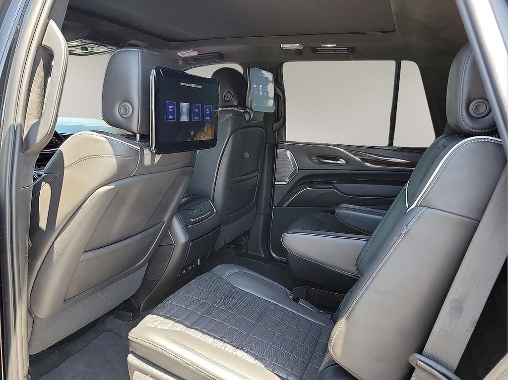 2022 Cadillac Escalade Sport Platinum