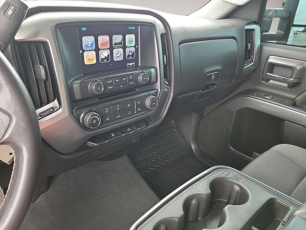 2019 Chevrolet Silverado LD LT