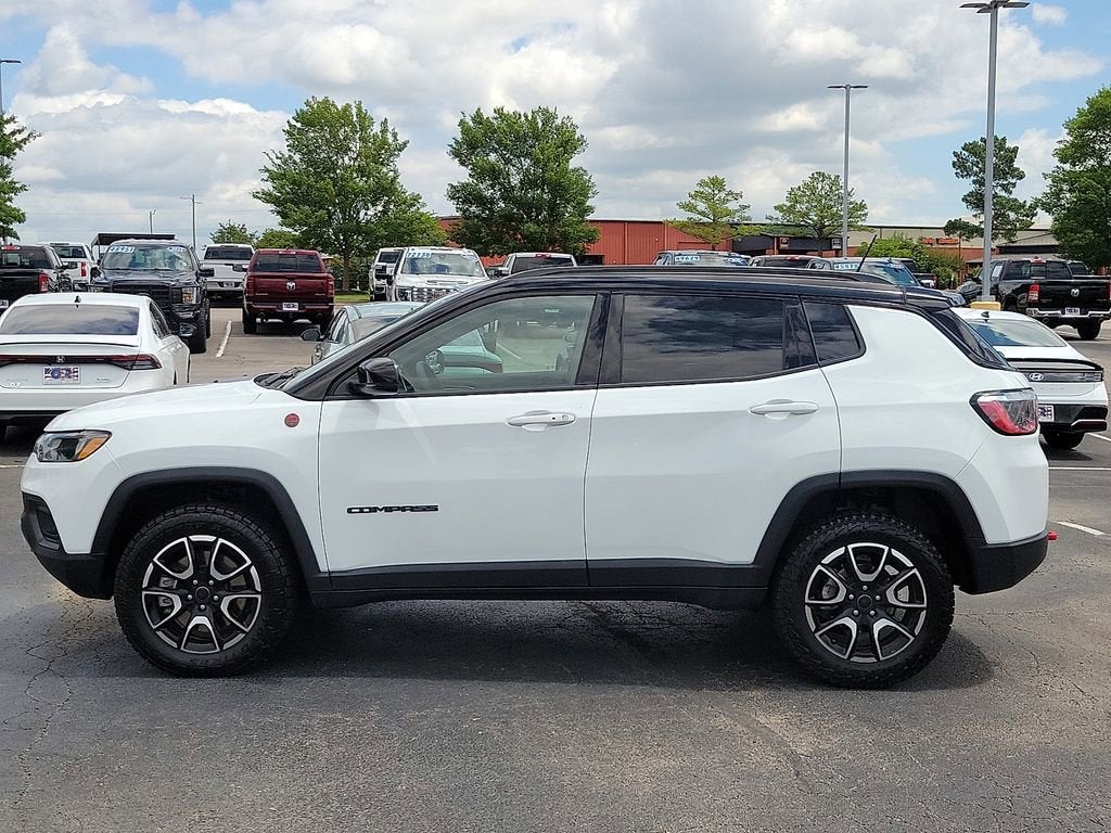 2025 Jeep Compass Trailhawk