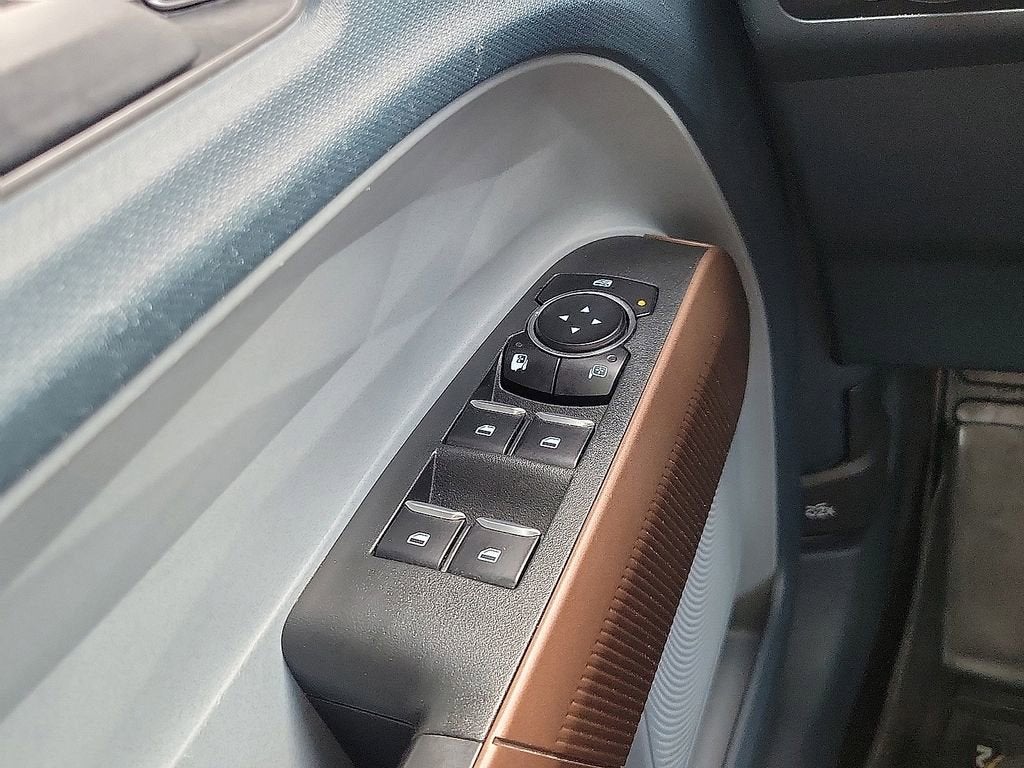 2023 Ford Maverick XL