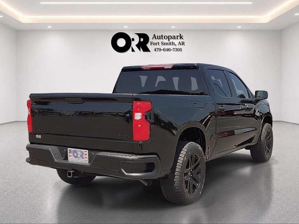 2024 Chevrolet Silverado 1500 Custom