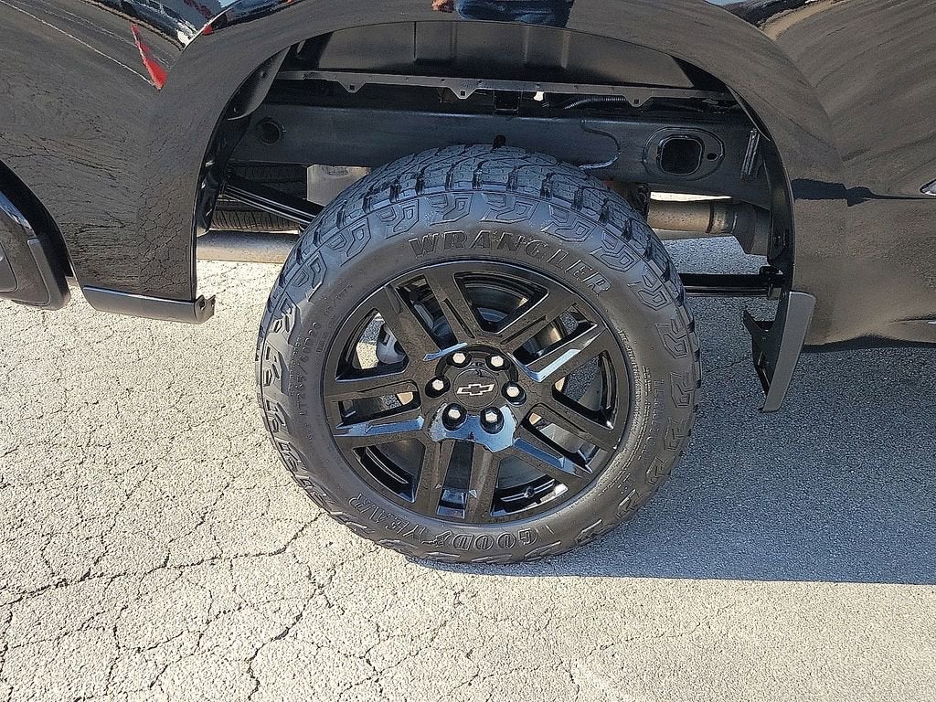 2022 Chevrolet Silverado 1500 Custom Trail Boss