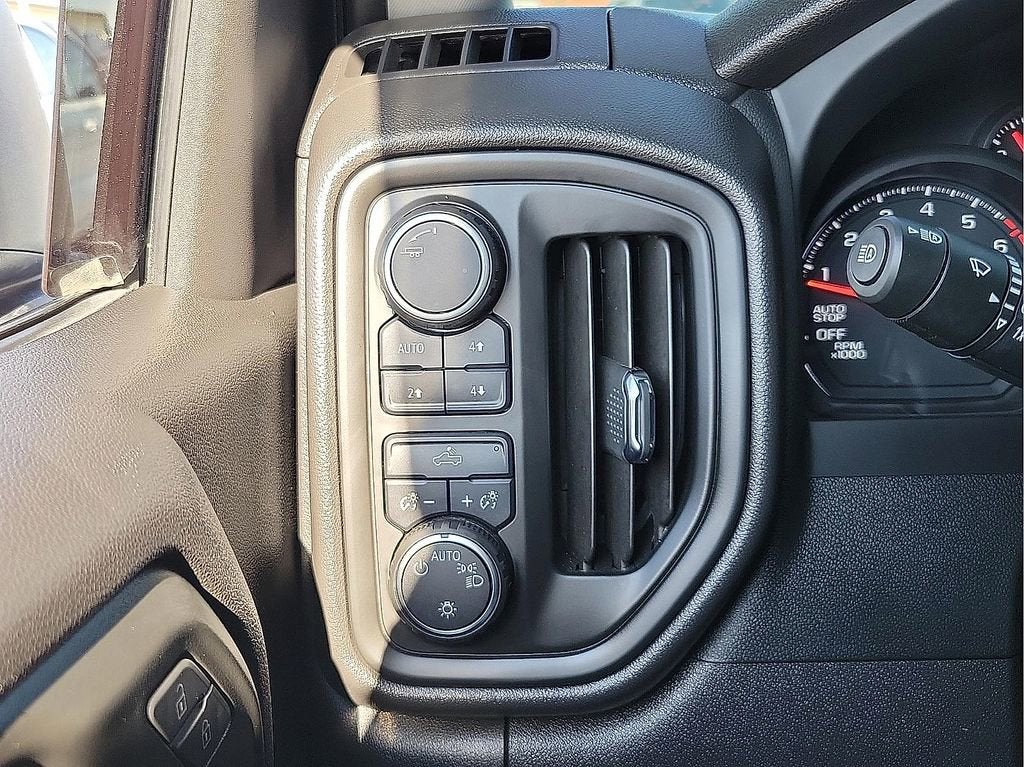 2025 Chevrolet Silverado 1500 Custom Trail Boss