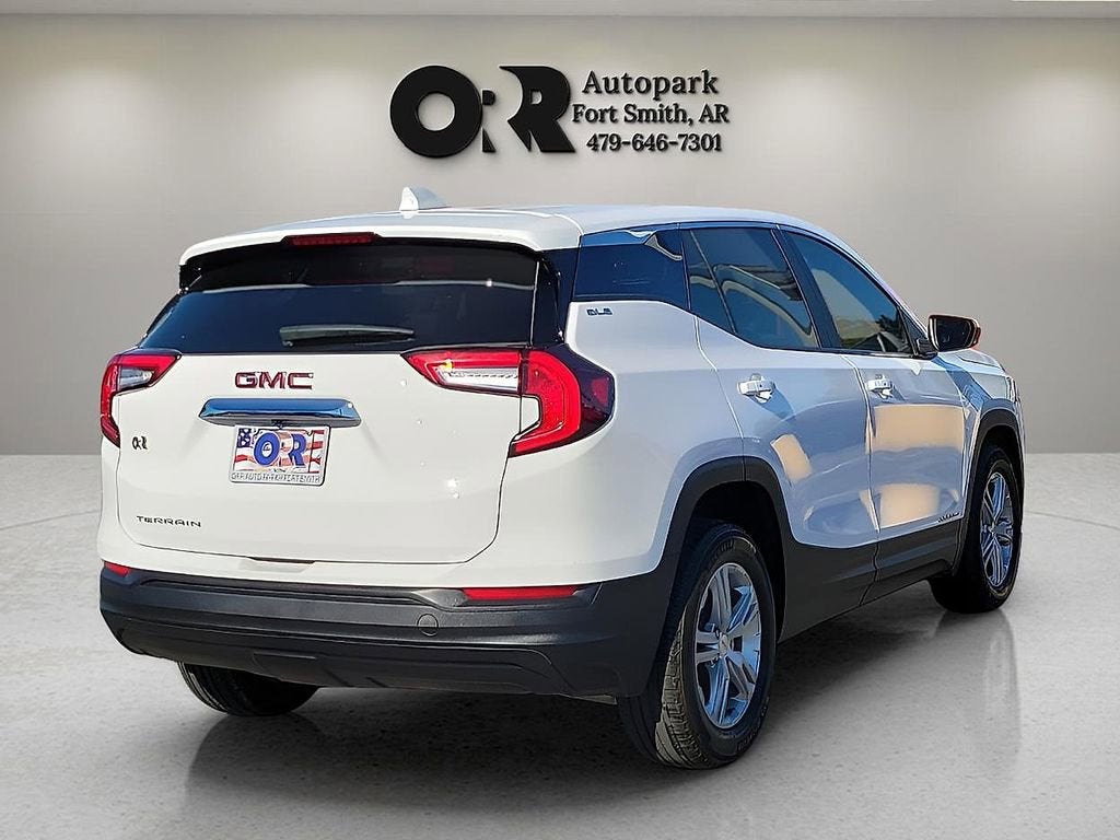 2024 GMC Terrain SLE