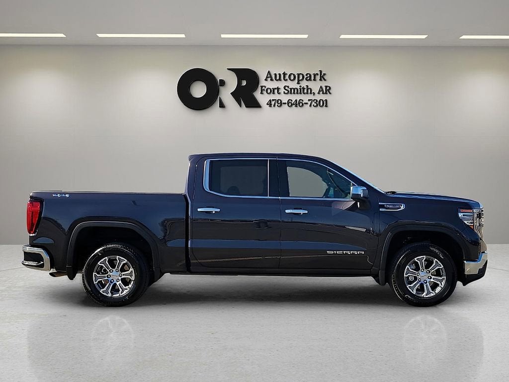 2024 GMC Sierra 1500 SLT