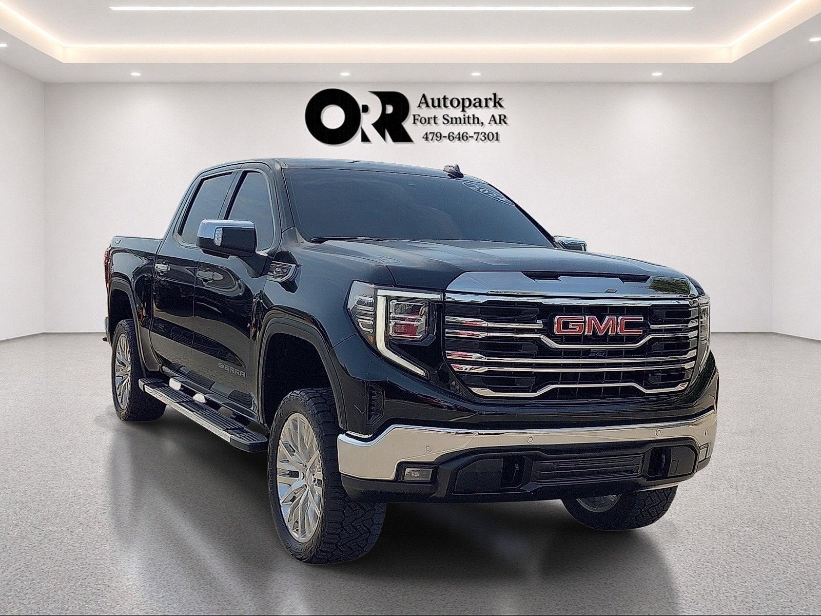 2024 GMC Sierra 1500 SLT