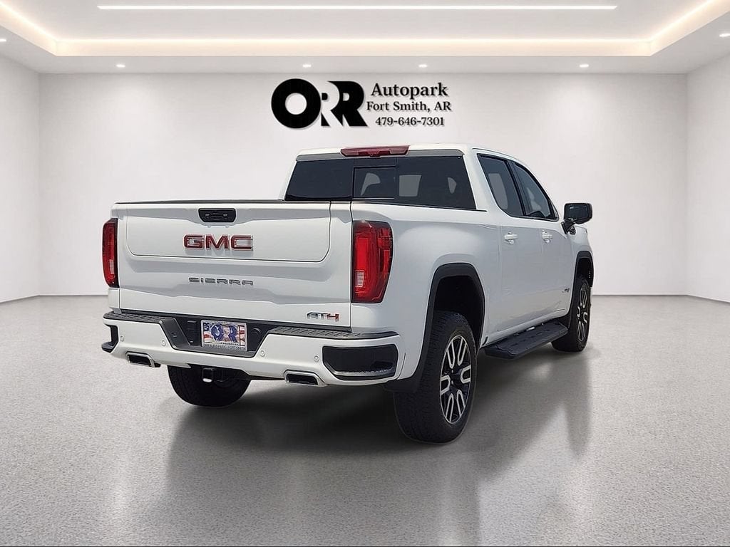 2024 GMC Sierra 1500 AT4