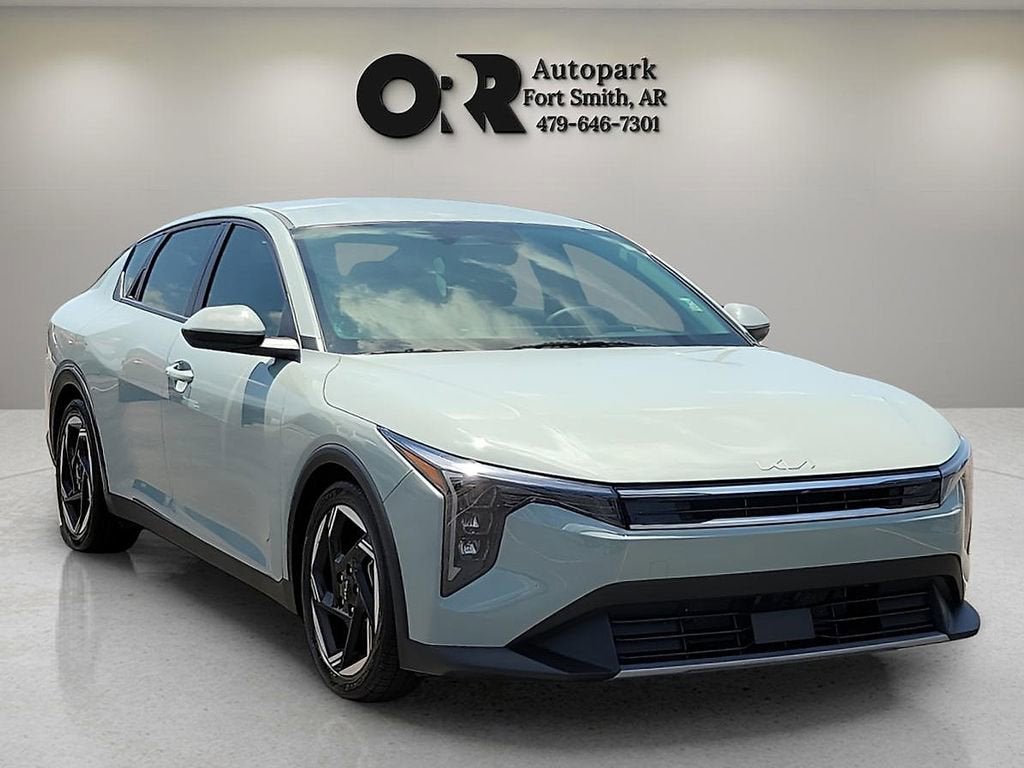 2025 Kia K4 EX