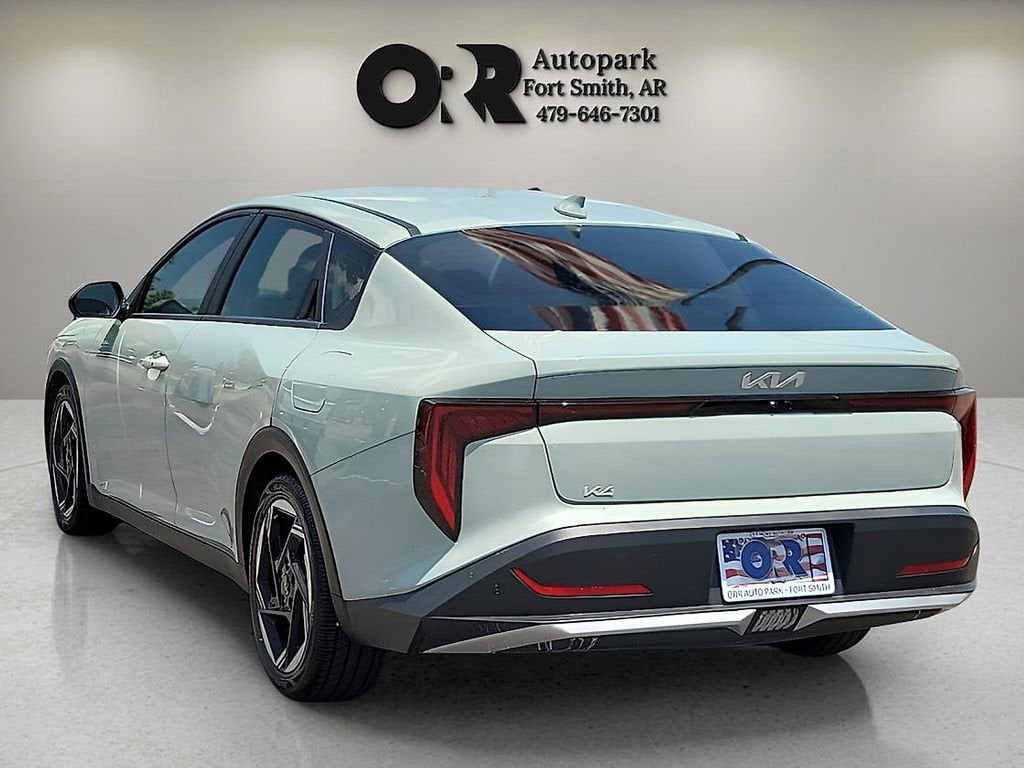 2025 Kia K4 EX