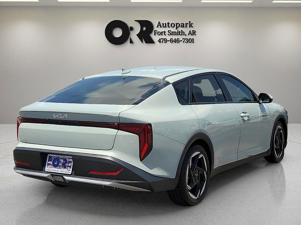 2025 Kia K4 EX