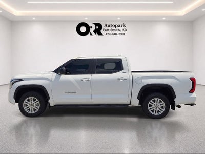 2024 Toyota Tundra 4WD SR5