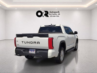2024 Toyota Tundra 4WD SR5