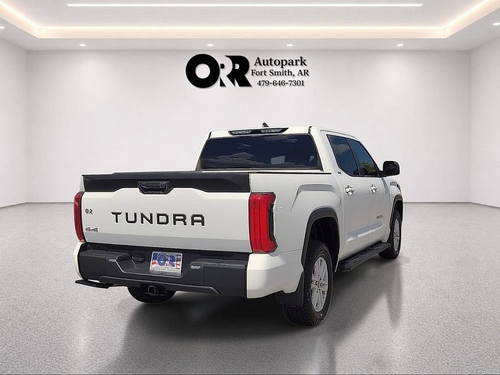 2024 Toyota Tundra 4WD SR5