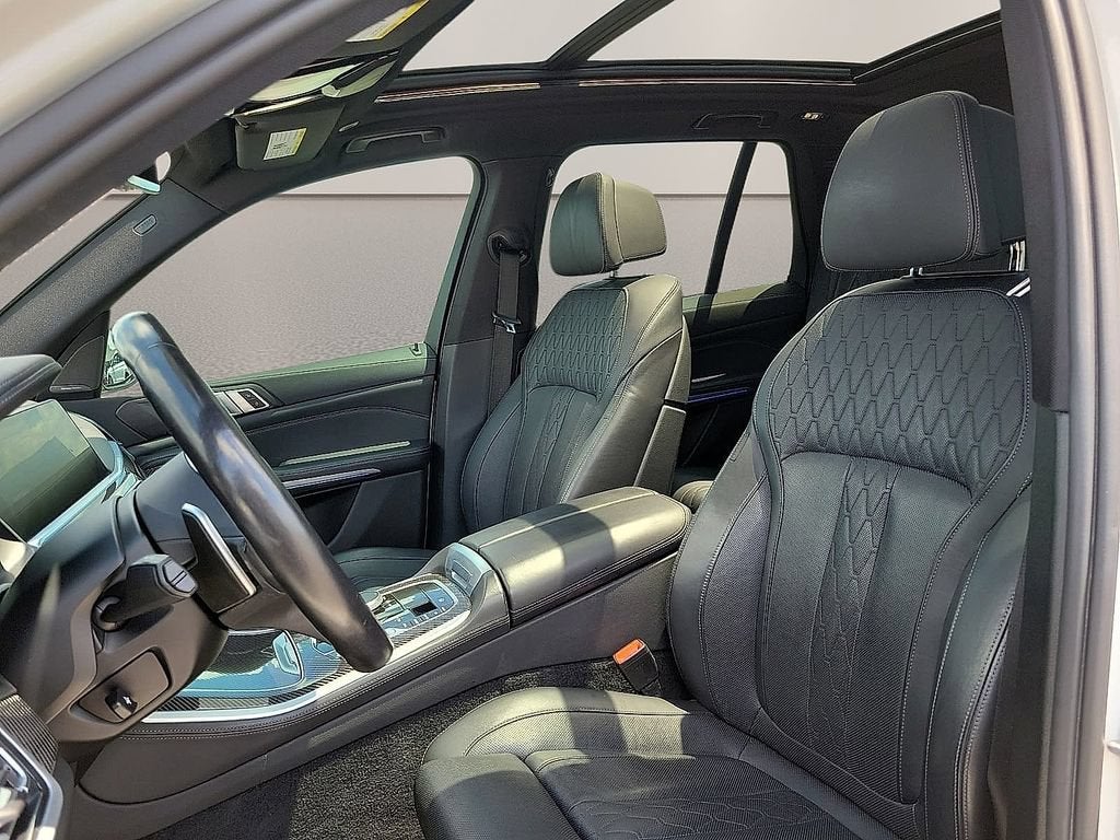 2022 BMW X5 M50i