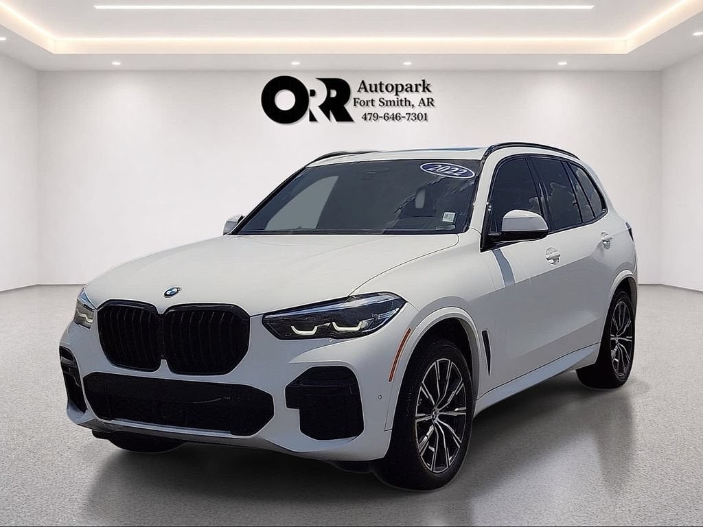 2022 BMW X5 M50i