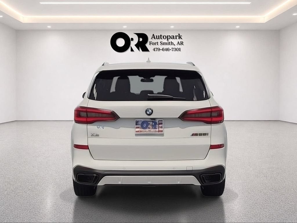 2022 BMW X5 M50i