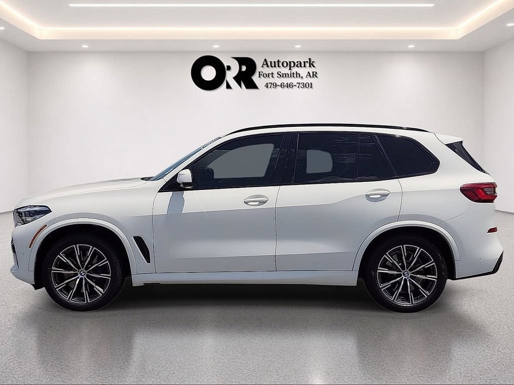 2022 BMW X5 M50i