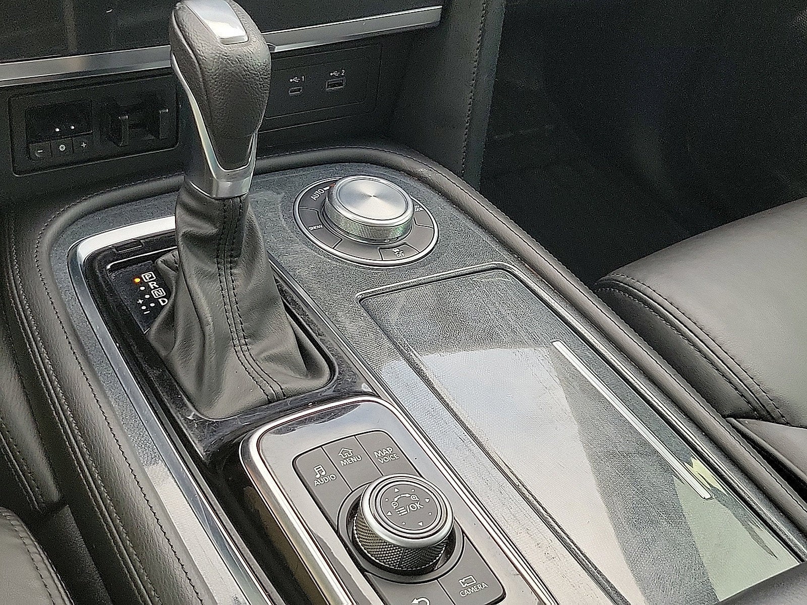 2024 Nissan Armada SV
