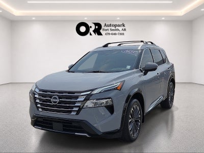 2025 Nissan Rogue Platinum
