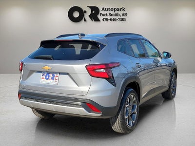 2025 Chevrolet Trax LT