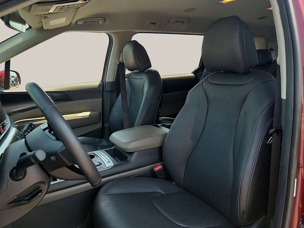 2025 Kia Carnival LXS