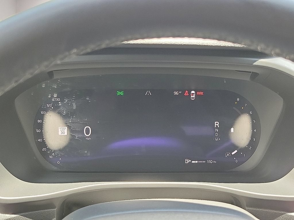 2025 Volvo XC40 Core Bright Theme