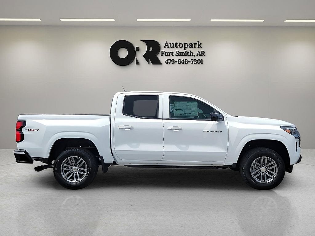 2025 Chevrolet Colorado WT/LT