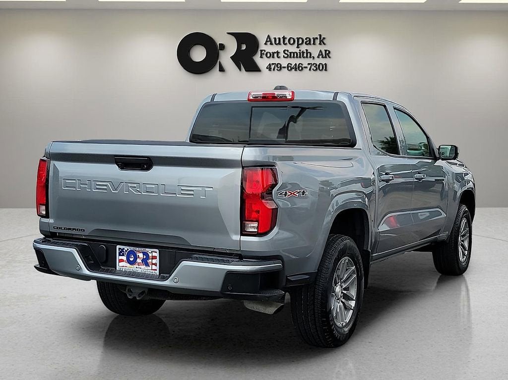 2025 Chevrolet Colorado WT/LT