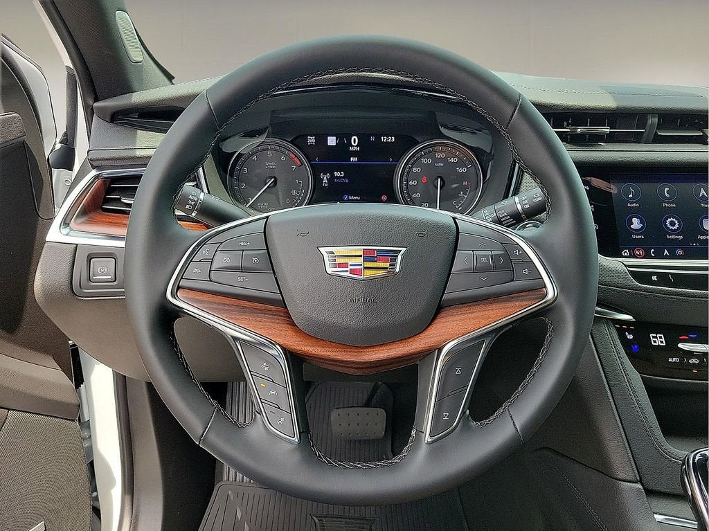 2026 Cadillac XT5 Premium Luxury